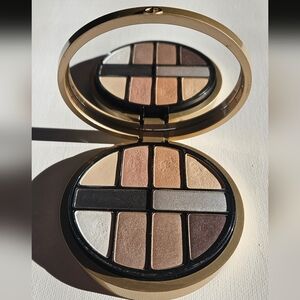 Giorgio Armani Eyeshadow, Setting Powder & Concealer Palette. Swiped Once